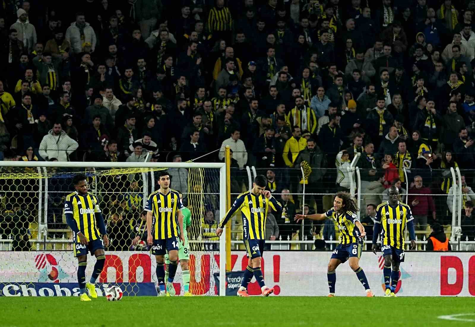 fenerbahcenin galibiyet serisi 4 kez kadikoyde sona erdi 0 MLwlC1fI