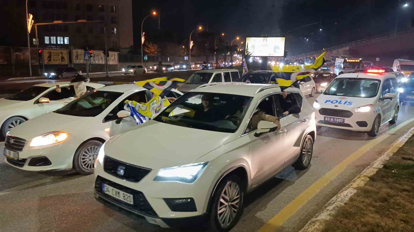 fenerbahcenin super kupa sampiyonlugu sanliurfada sevince donustu 2 dWZI547j