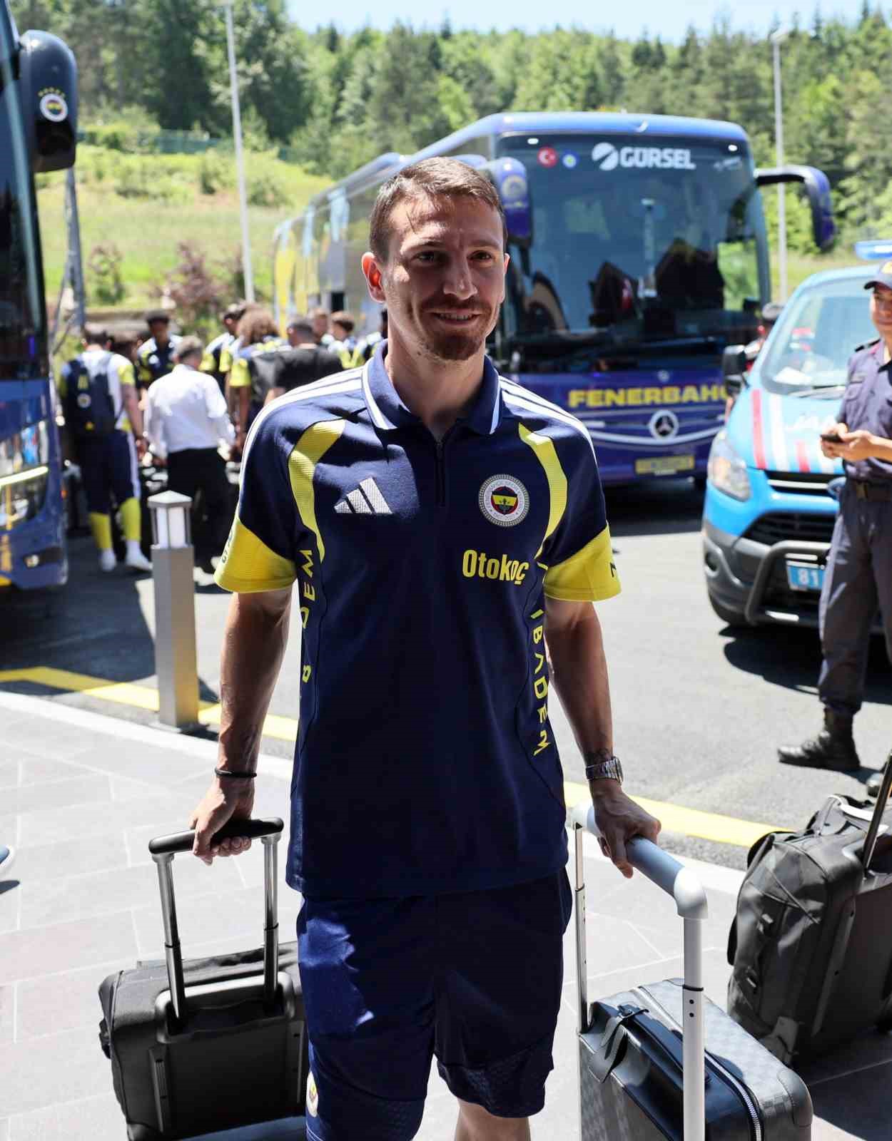 fenerbahcenin topuk yaylasindaki kamp kadrosu belli oldu 2 qdjdtY12