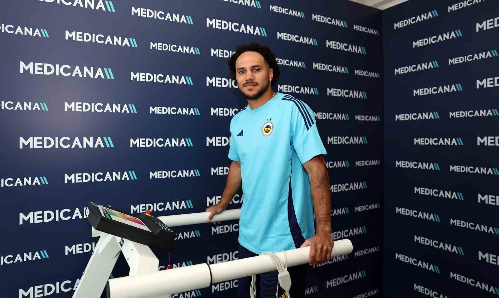 fenerbahcenin yeni transferi shane larkin saglik kontrolunden gecti 0 MtCyssOC