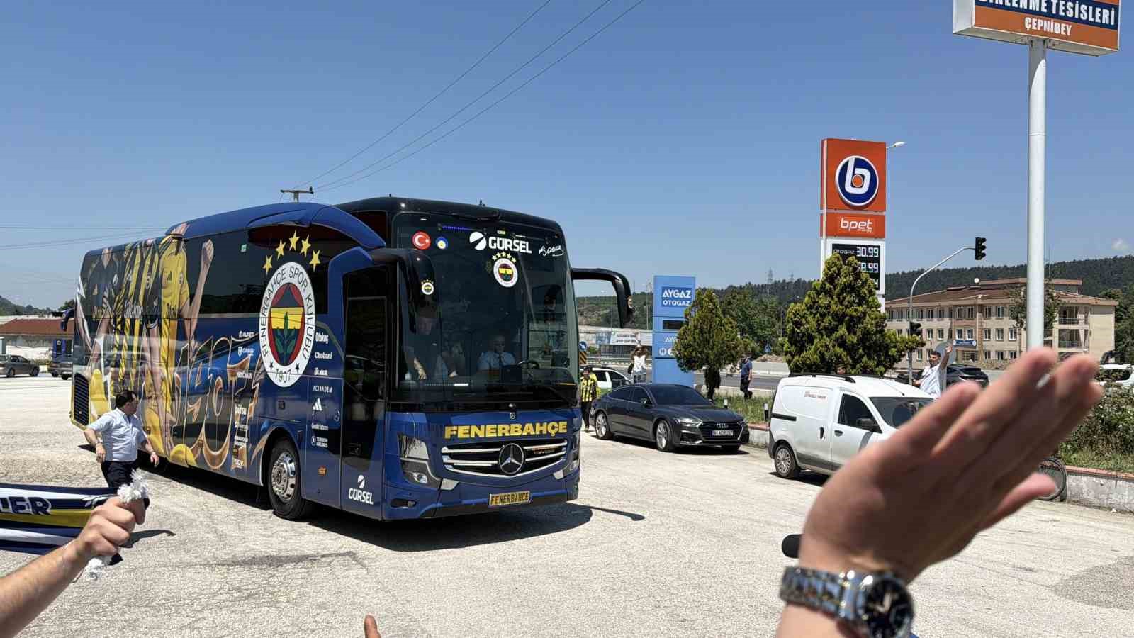fenerbahceye duzcede coskulu karsilama 2 kjsfQqG5