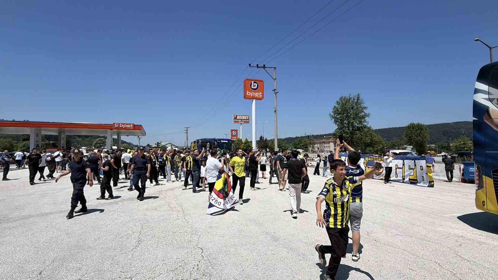 fenerbahceye duzcede coskulu karsilama 5 MXP5acK6