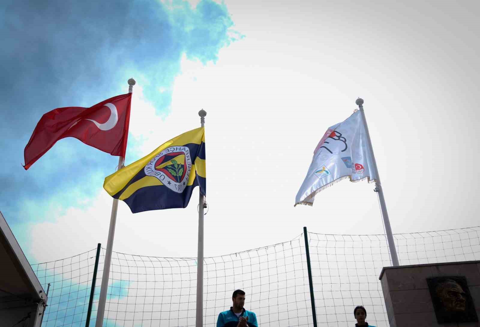 fenerbahceye fair play altin seref bayragi 0 wJiOltOv