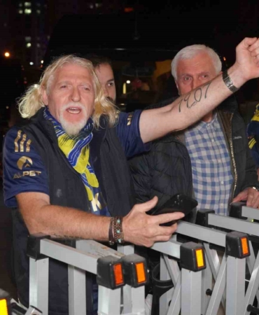 fenerbahceye-rizede-coskulu-karsilama-m3uuHRXC.jpg