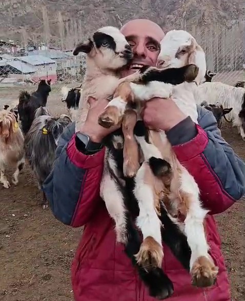 fenomen cobanin oglak sevgisi yurekleri isitti 2 mTTdD57Q