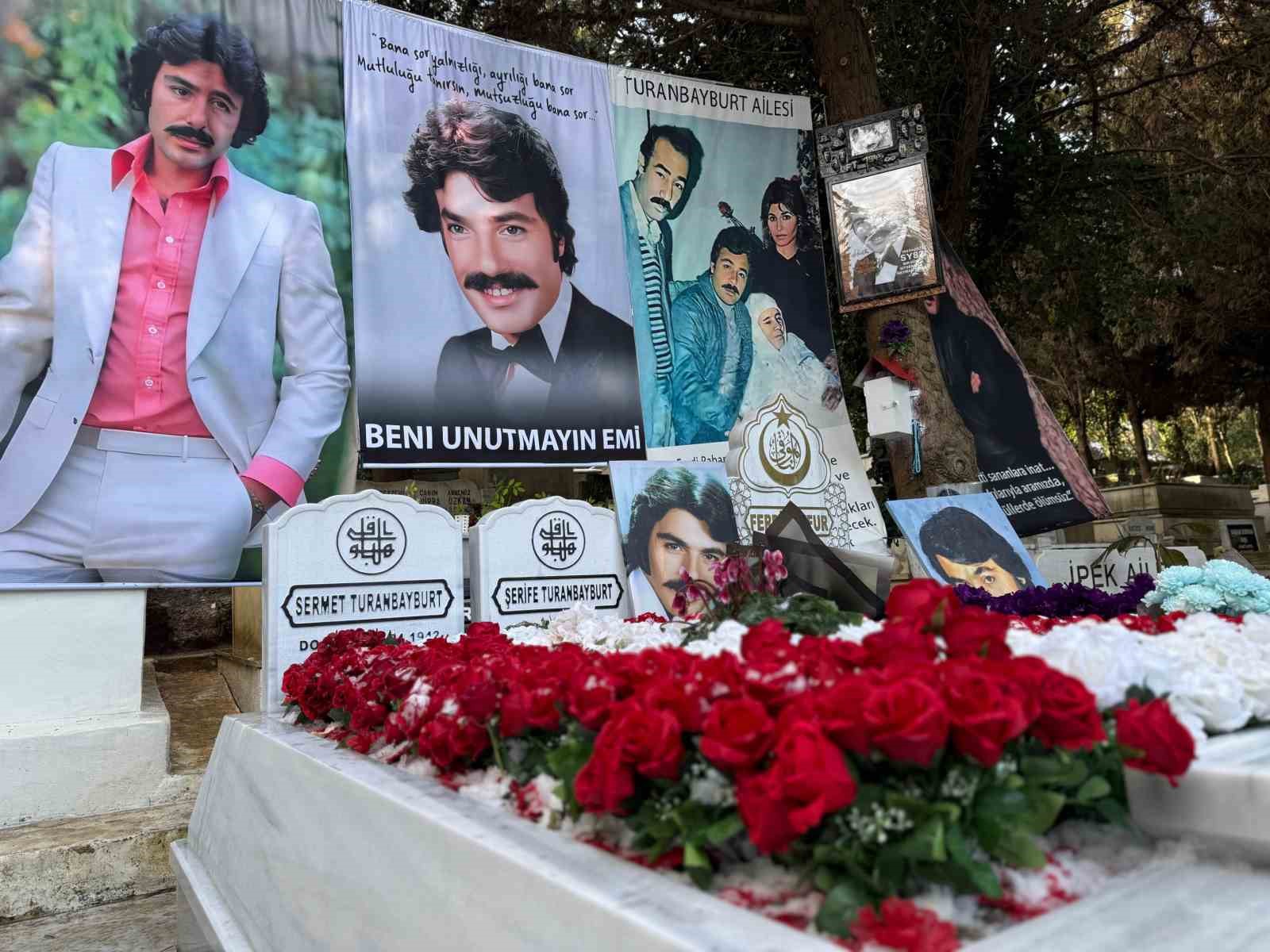 ferdi tayfur vefatinin 1 yil donumunde mezari basinda anildi 5 Y7fScTQP