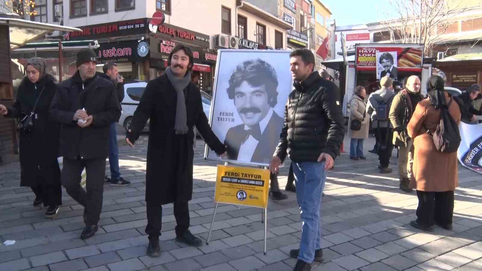ferdi tayfura benzerligiyle dikkat cekti usta sanatci unutulmadi 4 YDKcsV3C