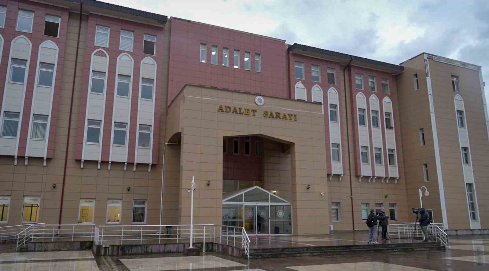 ferdi zeyrek davasinda tahliye 3 AVnPCD4u