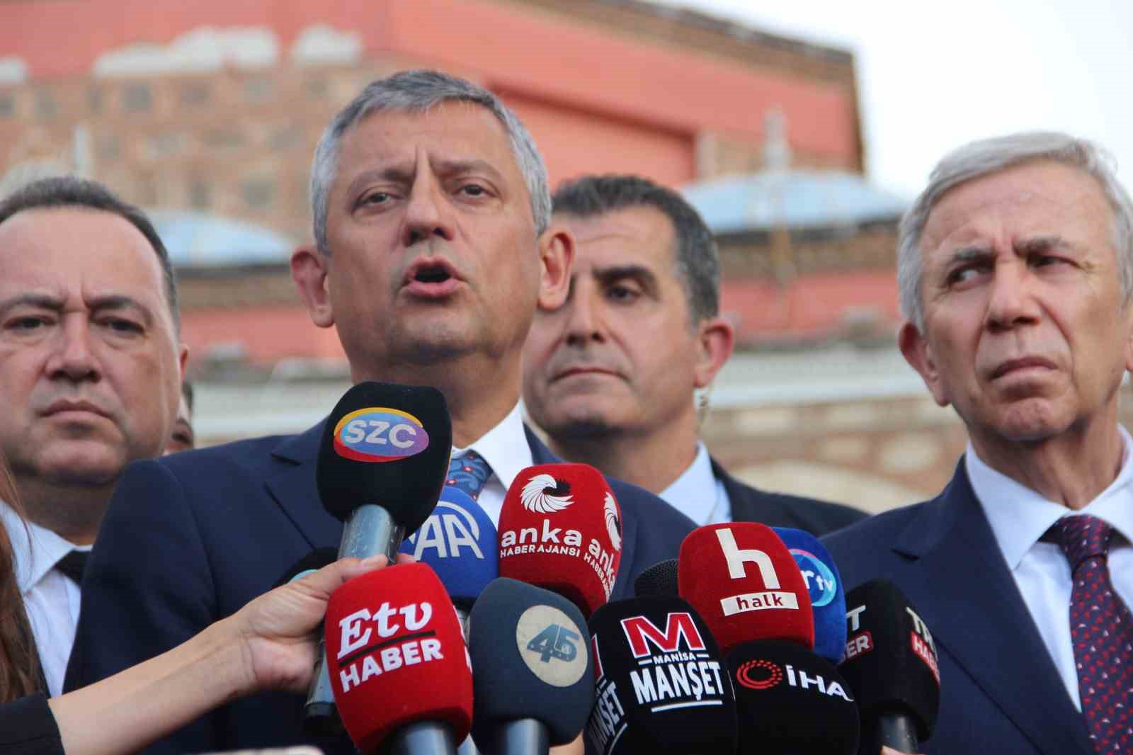 ferdi zeyrek icin hatuniye camiinde mevlid programi 9