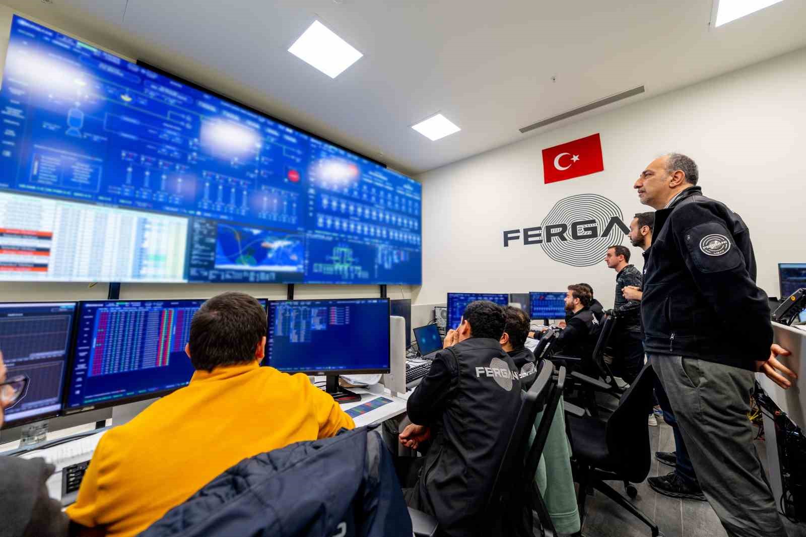 Fergani’den tarihi adım: Dünya tarihinde ilk kez hibrit yörünge motoru uzayda ateşlendi 4 ferganiden tarihi adim dunya tarihinde ilk kez hibrit yorunge motoru uzayda ateslendi 0 JFhjJCyZ