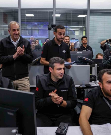 ferganiden-tarihi-adim-turkiyenin-ilk-yorunge-transfer-araci-uzayda-PubB6rTA.jpg