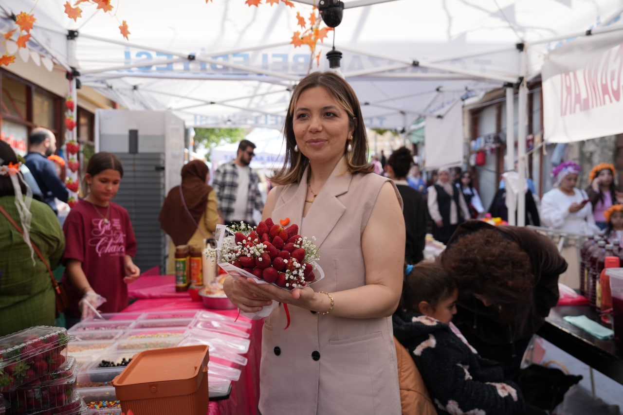 Festivalde Osmanlı geleneği yaşatıldı, ciğer tezgahları davul zurna ile şenlendi 9 festivalde osmanli gelenegi yasatildi ciger tezgahlari davul zurna ile senlendi 5 ML3dFn2l