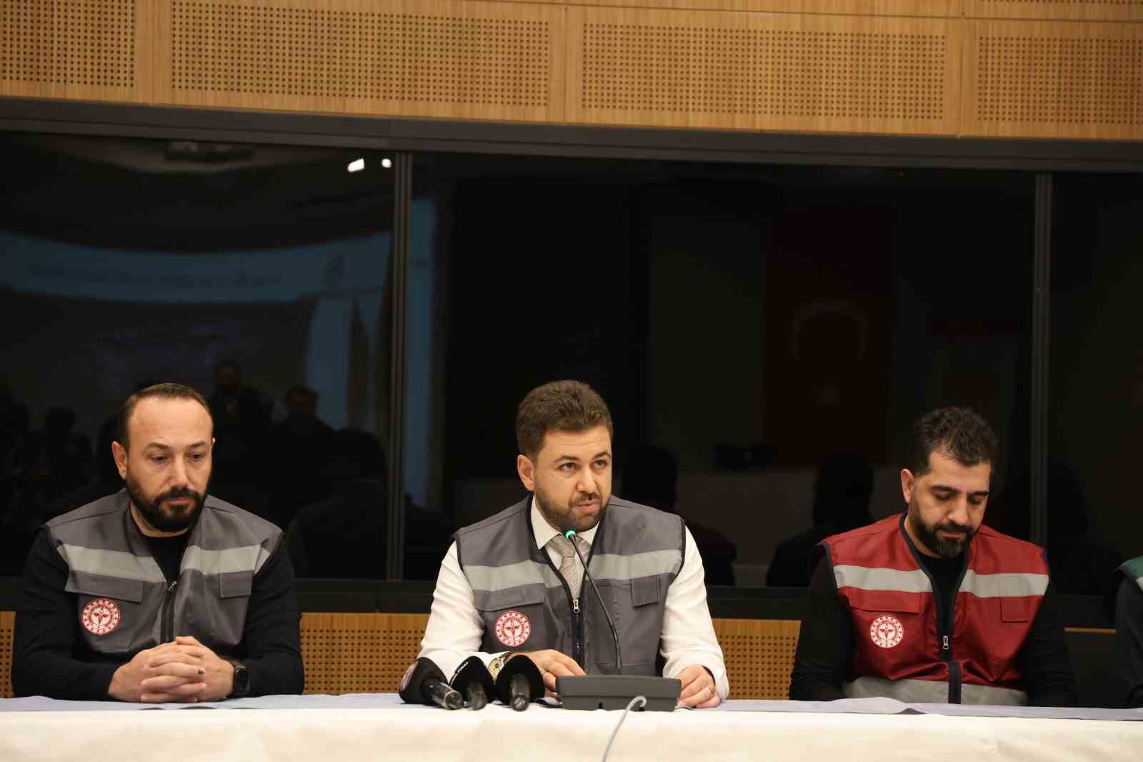 fethi sekin sehir hastanesinde deprem ve yangin tatbikati 3 pf41igwa