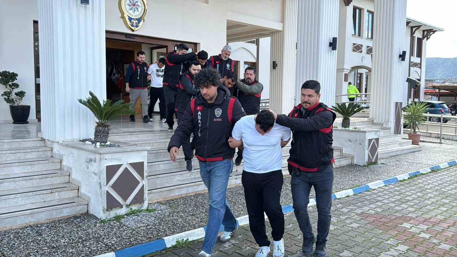 fethiyede aranan sahislara operasyon 3 tutuklama 0 ykCCUcft