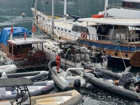 fethiyede gocmen kacakciligi yapilan tekne yandi 2 s5RBOdkp
