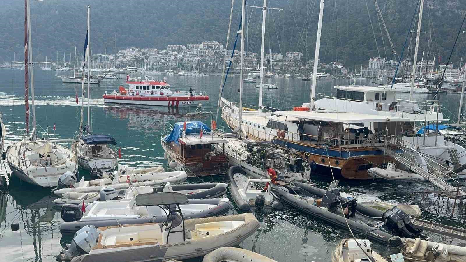 fethiyede gocmen kacakciligi yapilan tekne yandi 3 LyGdvAzJ