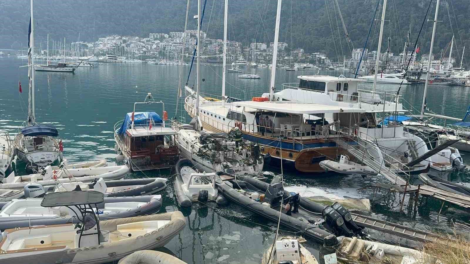 fethiyede gocmen kacakciligi yapilan tekne yandi 4 aPa7Vd6E