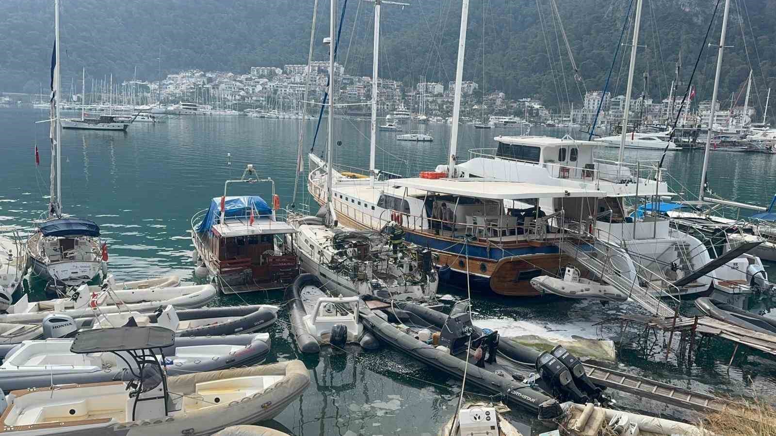 fethiyede gocmen kacakciligi yapilan tekne yandi 5 TFZOhCSi