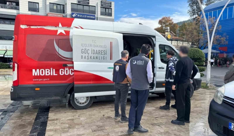 fethiyede-yilbasi-oncesi-yabanci-uyruklulara-yonelik-denetimler-suruyor-nWEAxSBI.jpg