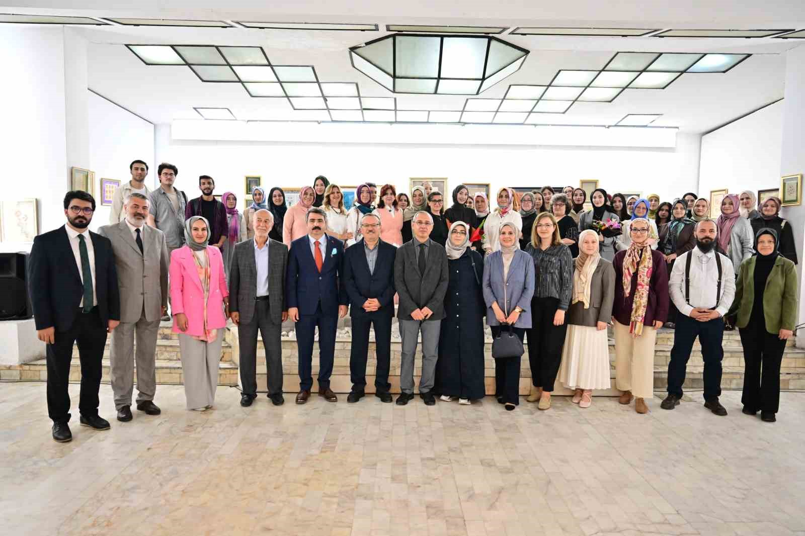 fetih sergisi bursalilari bekliyor 1 DDF1RftV
