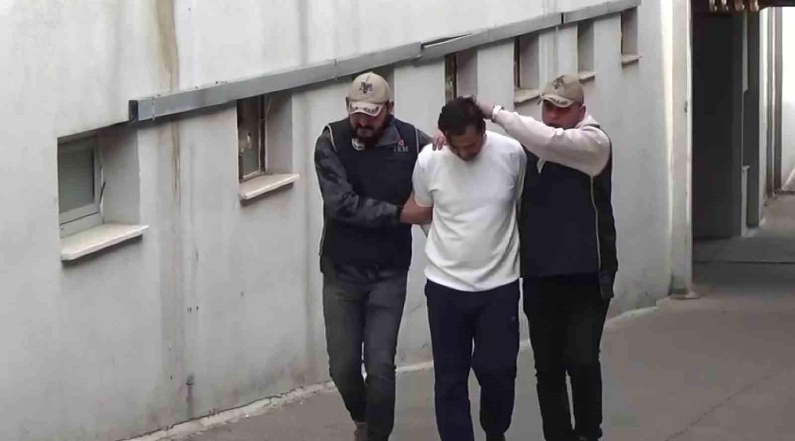 feto firarisi ihrac icra muduru adanada yakalandi 0 JFiitc6n