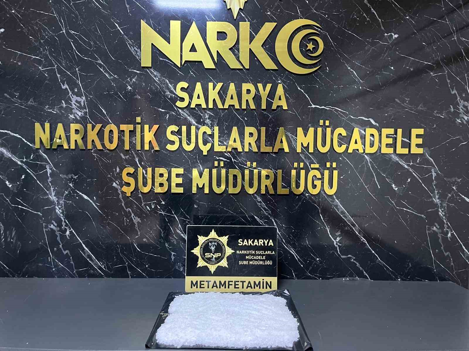 FETÖ üyeliğinden ihraç edilen askeri öğrenci, uyuşturucuyla yakalandı 6 feto uyeliginden ihrac edilen askeri ogrenci uyusturucuyla yakalandi 2 k7qaaBrJ