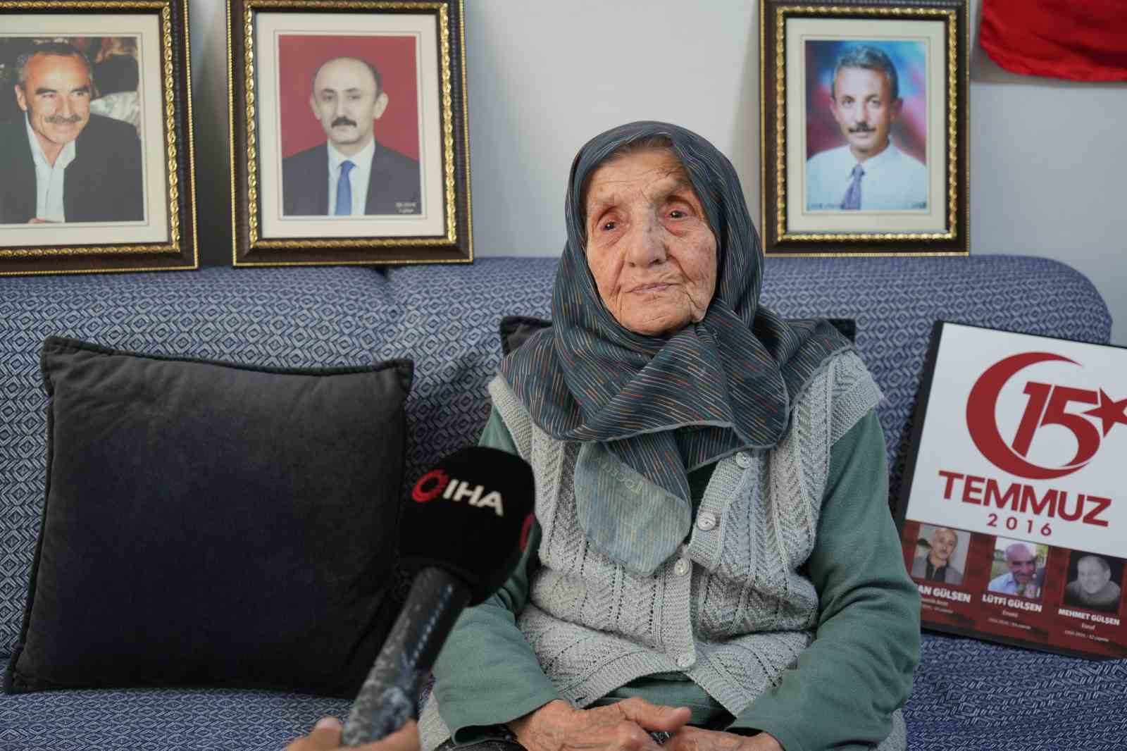 FETÖ’nün hain darbe girişiminde 2 oğlu ve damadını şehit veren 100 yaşındaki Muzaffer Gülşen’in acısı 10 yıldır dinmiyor 5 fetonun hain darbe girisiminde 2 oglu ve damadini sehit veren 100 yasindaki muzaffer gulsenin 6gJRaDQa