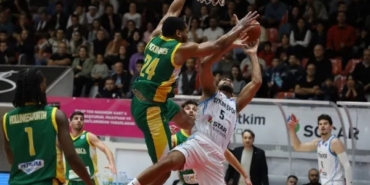 fiba-avrupa-kupasi-aliaga-petkimspor-101-aek-larnaca-58-AtxJT48S.jpg