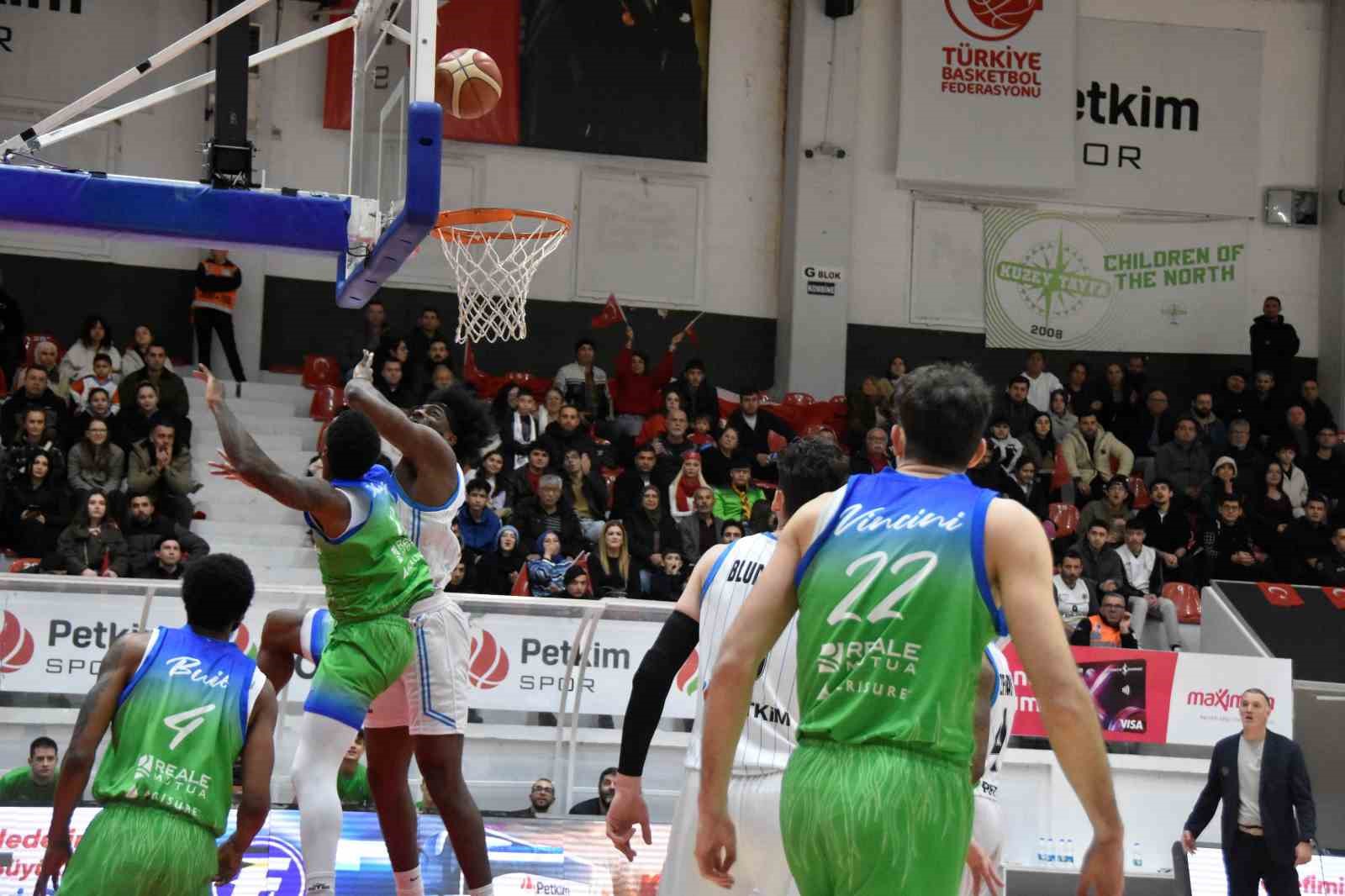 fiba avrupa kupasi aliaga petkimspor 82 dinamo bds sassari 70 11