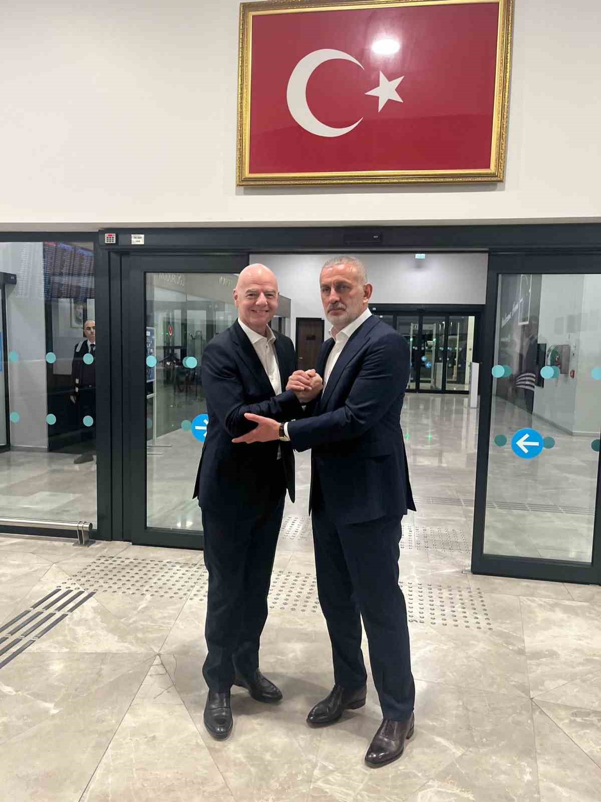 fifa baskani infantino fifa arena projesinin acilisi icin istanbula geldi 1 PimjrnMX