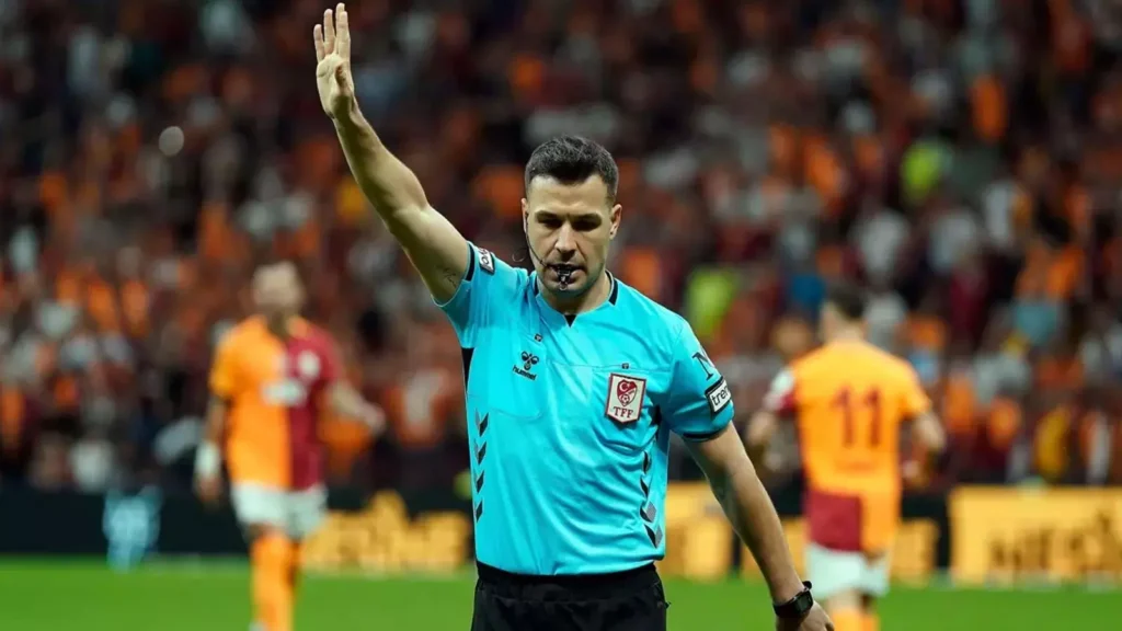 fifa kokartli hakem atill 831