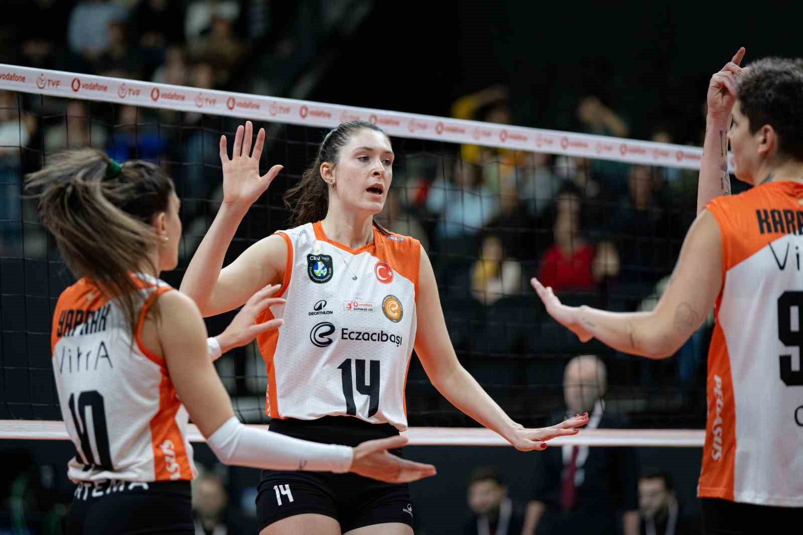 file derbisinde zafer eczacibasi dynavitin 8 trt6gNjg