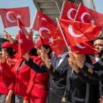 filenin-sultanlarina-thyden-coskulu-karsilama-7bkrvMby.jpg