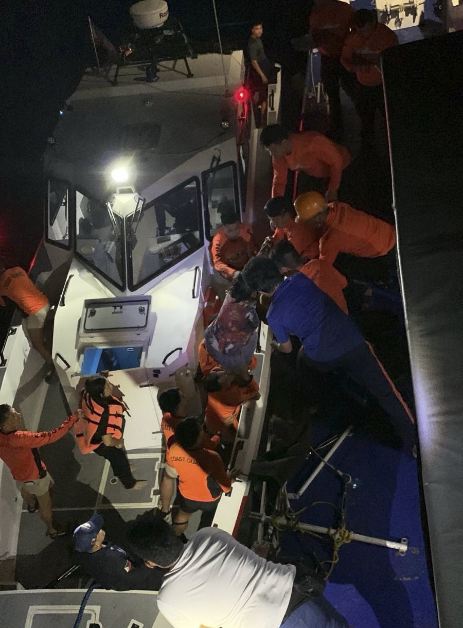 Filipinler’deki feribot kazasında can kaybı 18’e yükseldi, 24 kişi hala kayıp 11 filipinlerdeki feribot kazasinda can kaybi 18e yukseldi 24 kisi hala kayip 7 yq2JjfNp
