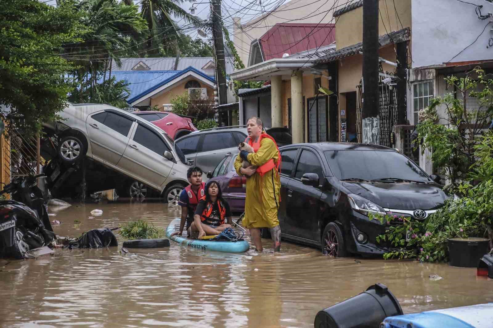 filipinleri kalmaegi tayfunu vurdu 2 olu 0 ZyqUturf