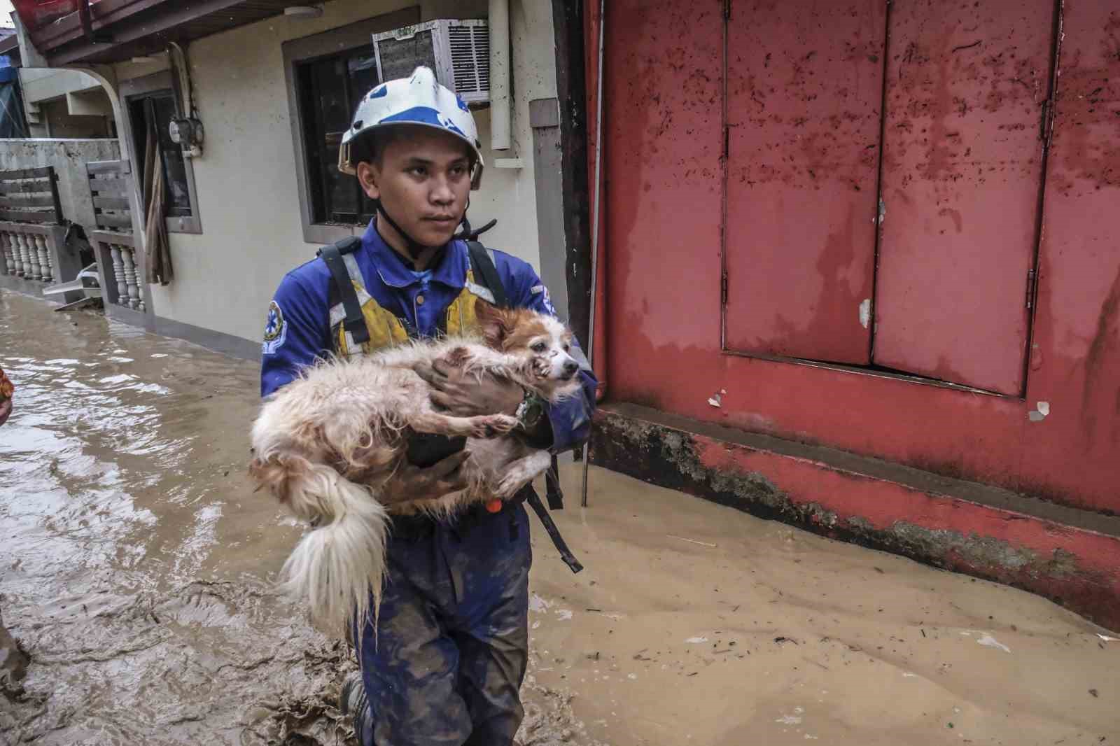 filipinleri kalmaegi tayfunu vurdu 2 olu 12 lmEjGFSQ