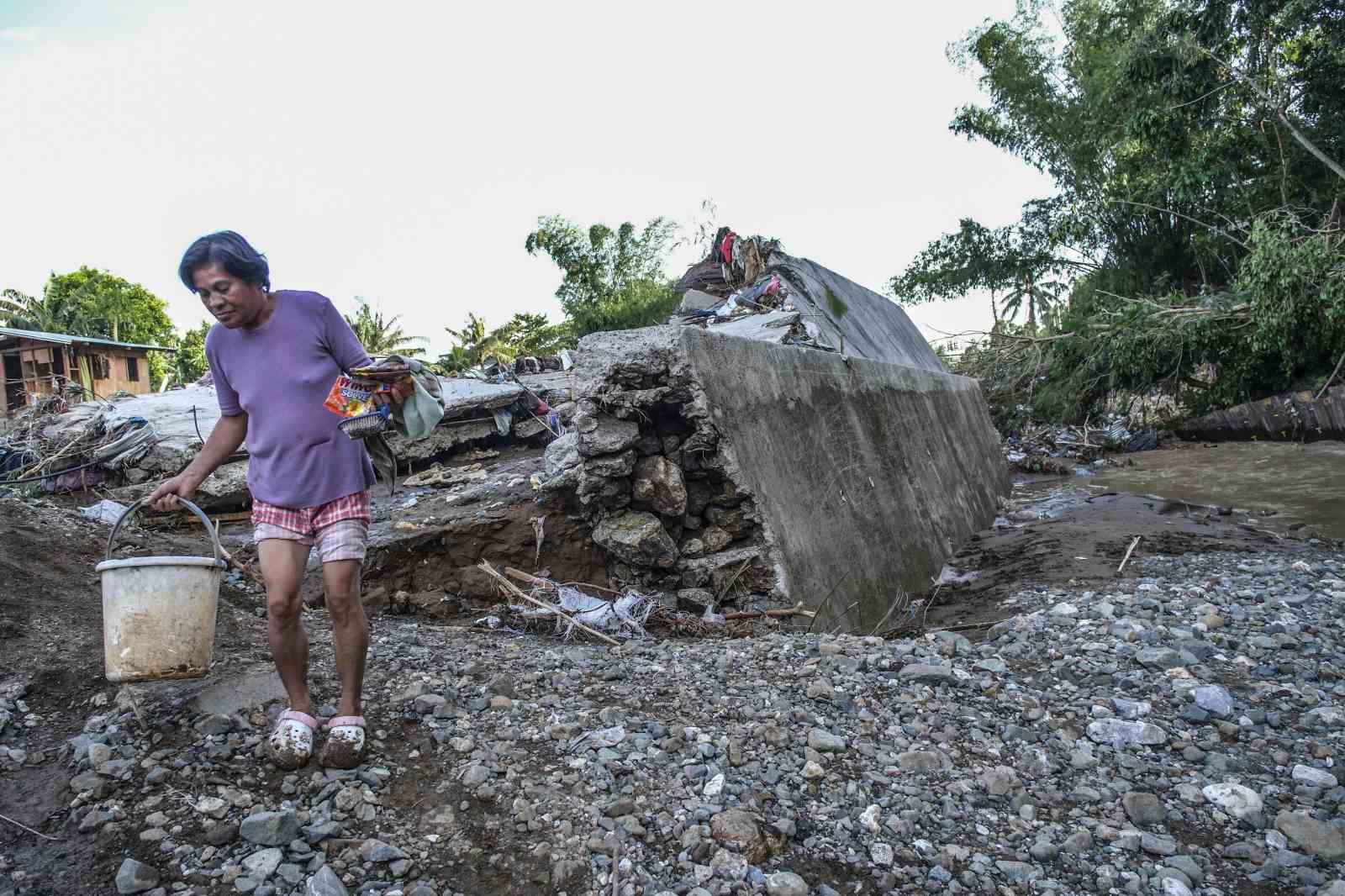 filipinleri vuran tayfunda can kaybi 85e yukseldi 4 2UhRiINh