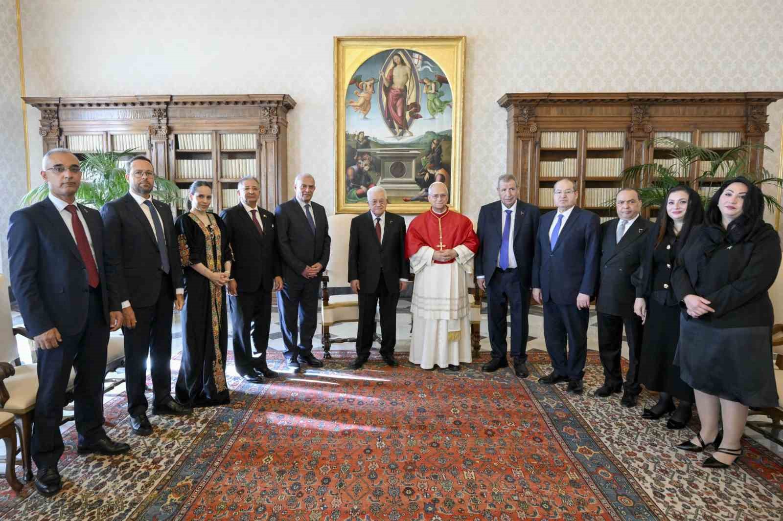 filistin devlet baskani abbas ile papa 14uncu leodan ilk gorusme 4 Ja6iqZ7S