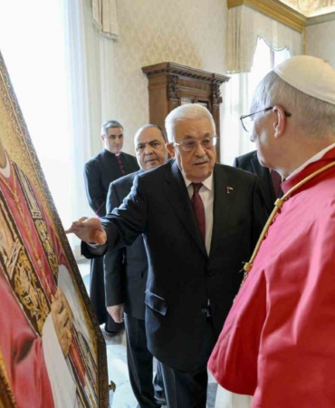 filistin-devlet-baskani-abbas-ile-papa-14uncu-leodan-ilk-gorusme-SvYvXblV.jpg
