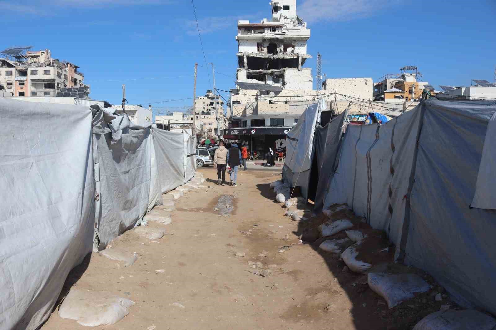 Filistinliler, İsrail’in Gazze Ulusal Yönetim Komitesi’nin çalışmalarını baltalamasından endişeli 5 filistinliler israilin gazze ulusal yonetim komitesinin calismalarini baltalamasindan endiseli 1 91jiqIWy