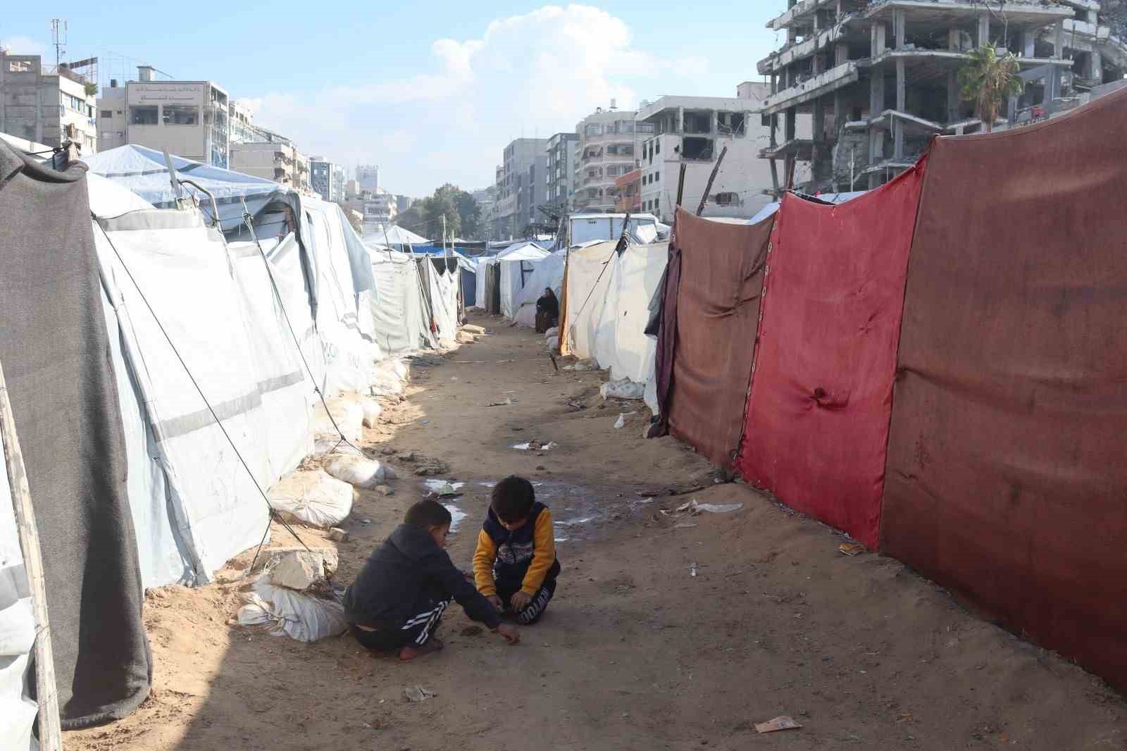 Filistinliler, İsrail’in Gazze Ulusal Yönetim Komitesi’nin çalışmalarını baltalamasından endişeli 6 filistinliler israilin gazze ulusal yonetim komitesinin calismalarini baltalamasindan endiseli 2 HFQK7QUb