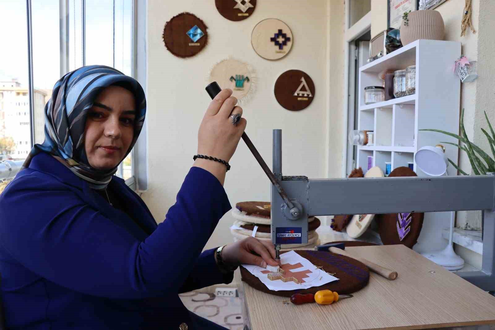filografi ve erhamin bulustugu tablolar dikkat cekiyor 0 O98Qft5y