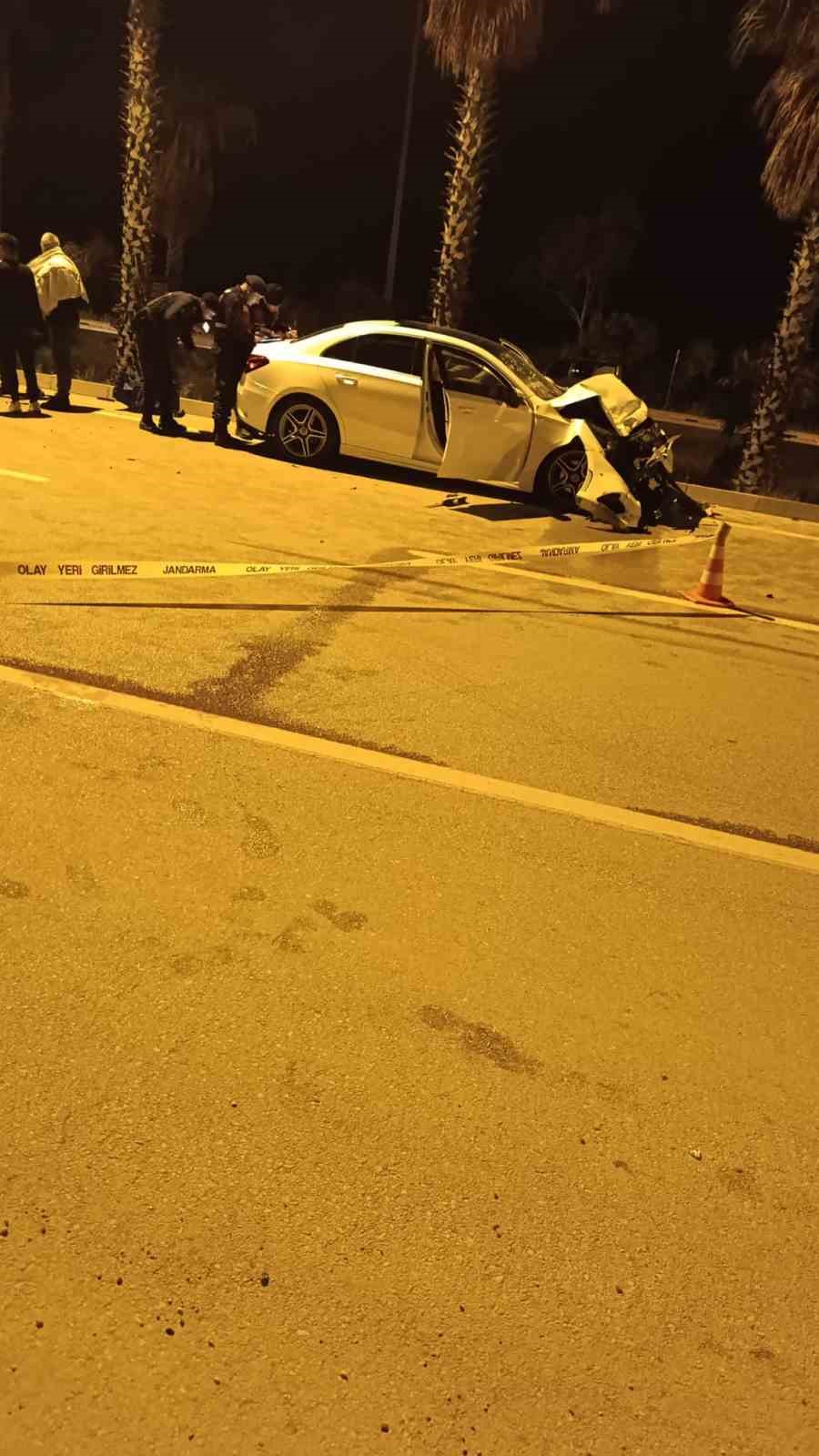 finike kumluca yolunda kaza 1 olu 5 yarali 7 AuKvL6wd