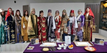finike-portakalli-lokum-antalyada-vatandaslarla-bulustu-JmJfLAm9.jpg