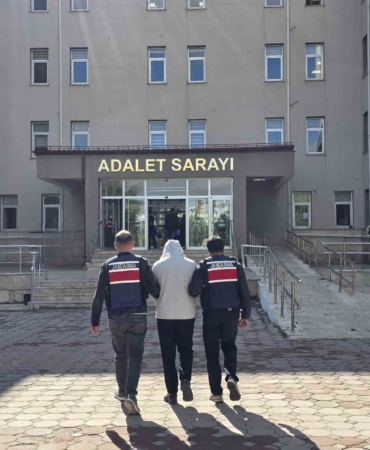 firari-feto-uyesi-jandarmadan-kacamadi-cFC1Uf7F.jpg