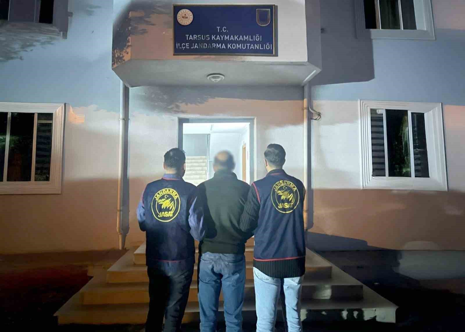 Firari FETÖ’cüler yakalanıp cezaevine gönderildi 4 firari fetoculer yakalanip cezaevine gonderildi 0 mbLC5pQk