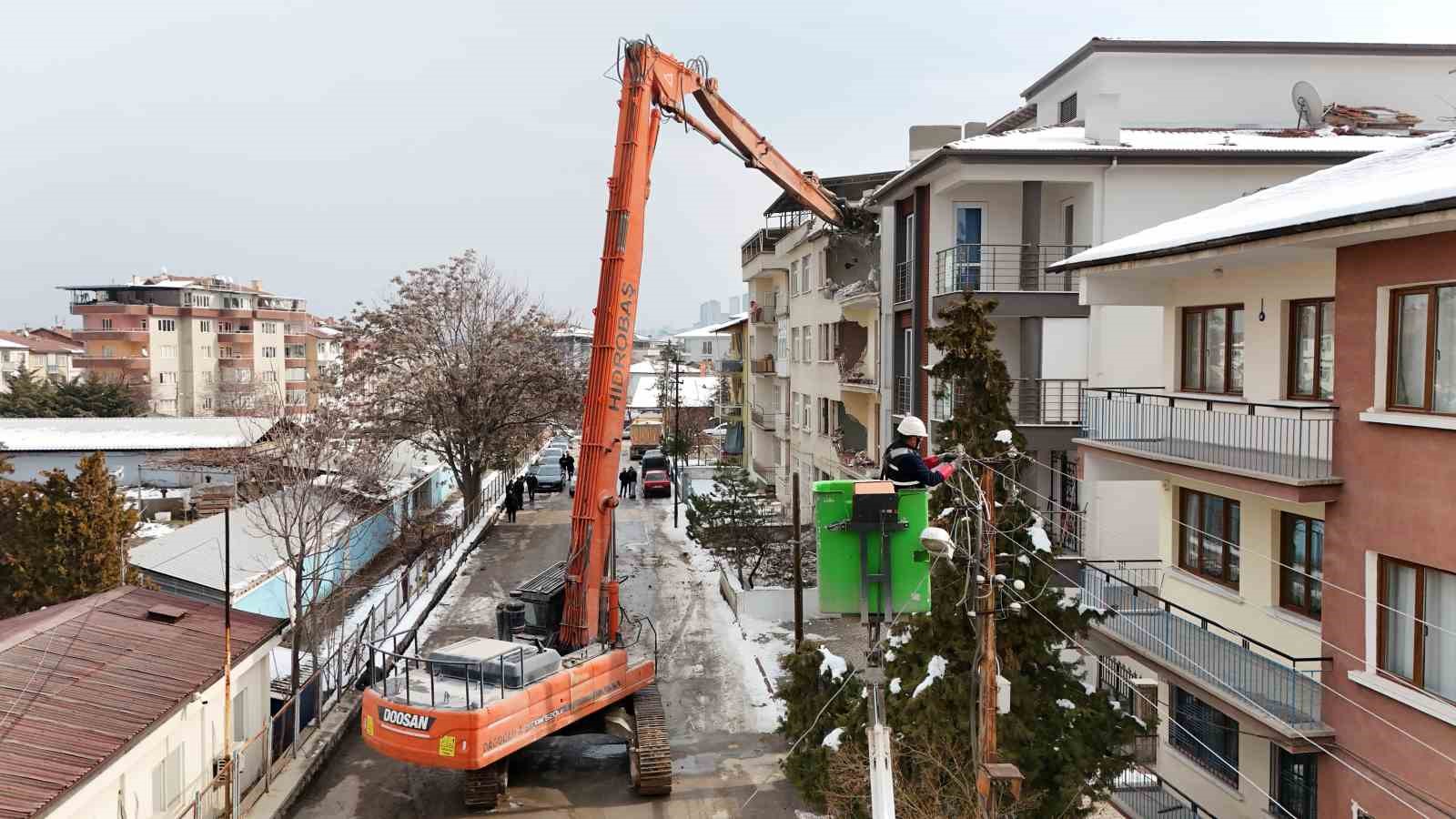 firat edas malatyada deprem sonrasi enerji altyapisina 35 milyar tl yatirim yapti 0 XAWrTXP7