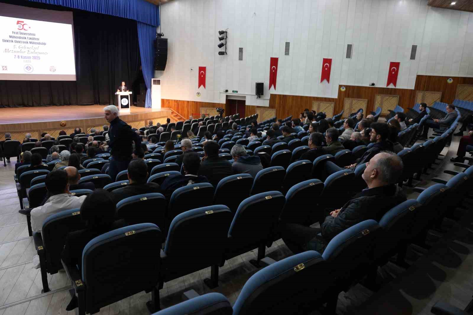firat universitesi 5 geleneksel mezunlar bulusmasi renkli anlara sahne oldu 10 pUnBiBF5
