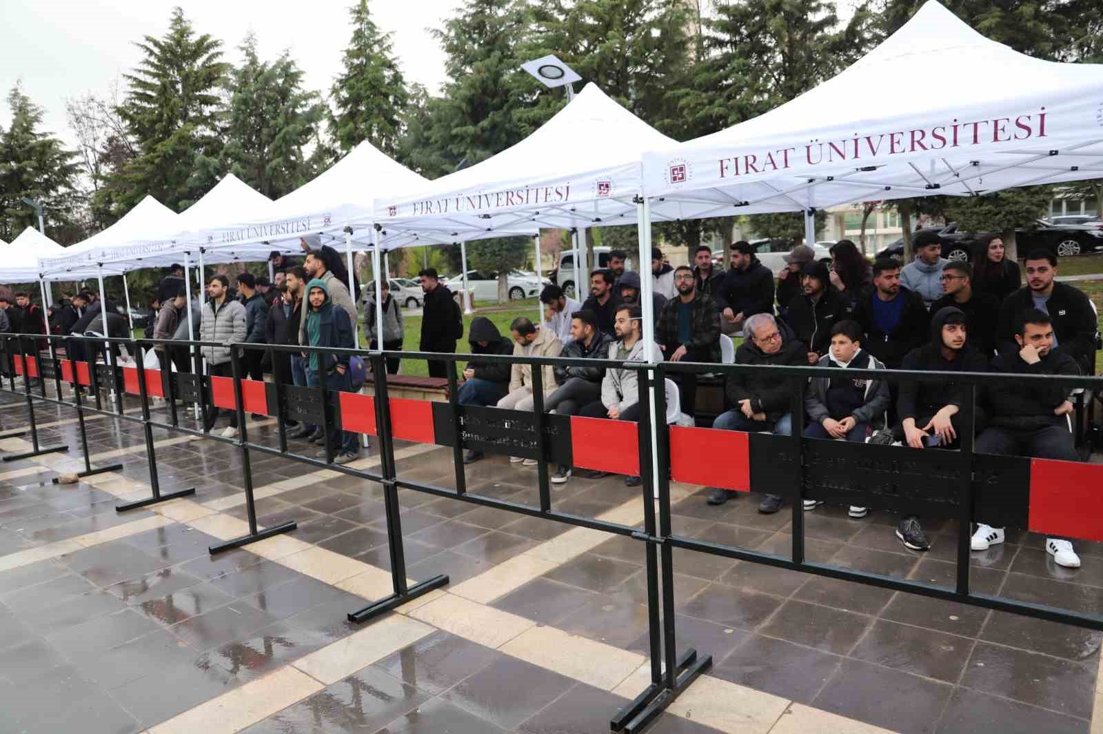 Fırat Üniversitesi’nde spor şenlikleri başladı 6 firat universitesinde spor senlikleri basladi 2 BPDXWhTI