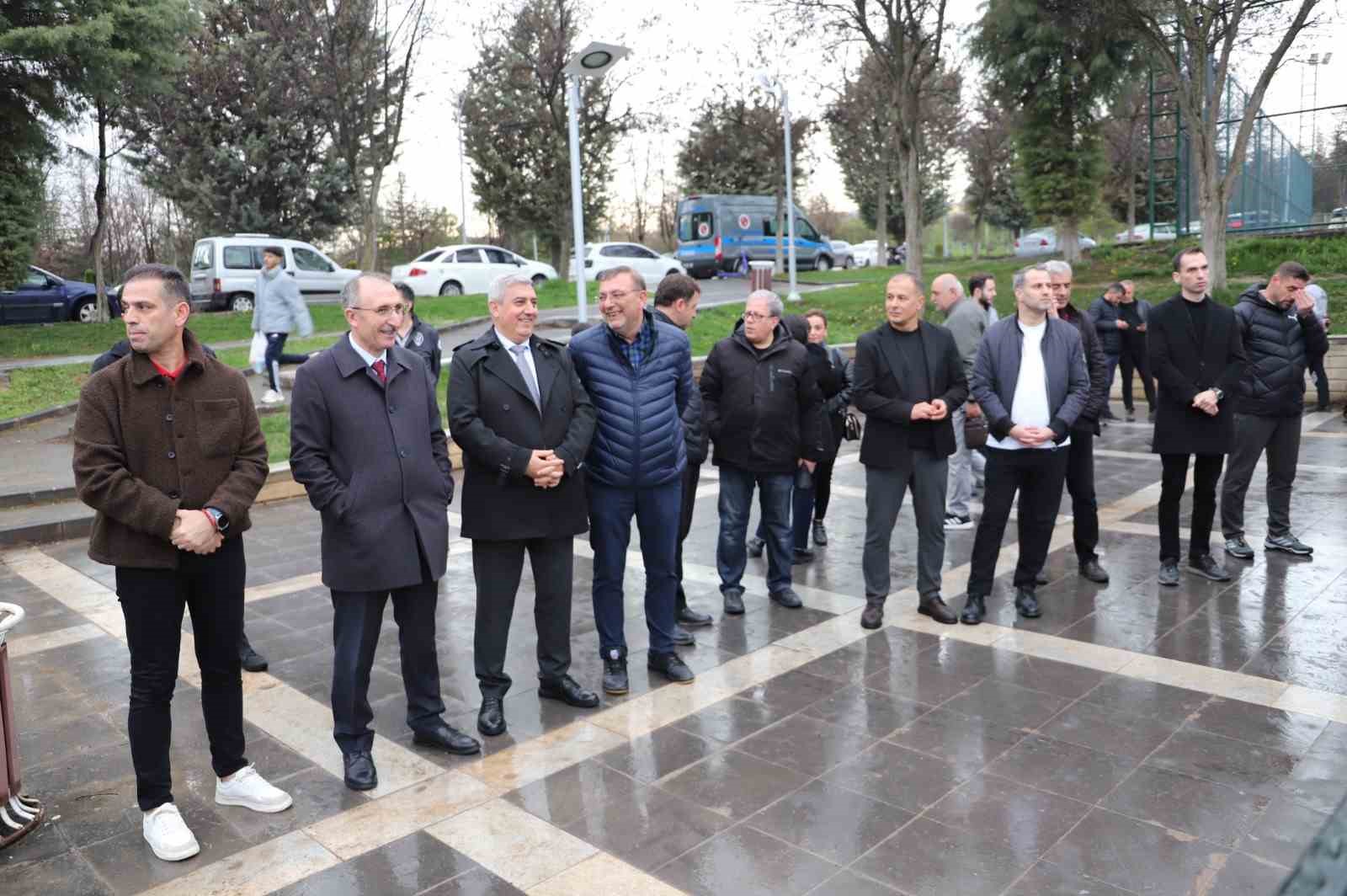Fırat Üniversitesi’nde spor şenlikleri başladı 9 firat universitesinde spor senlikleri basladi 5 rNBACOOz